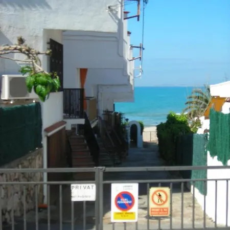 Semesterbostad Altafulla, Primera Linea De Mar Con Acceso Directo A La Playa *